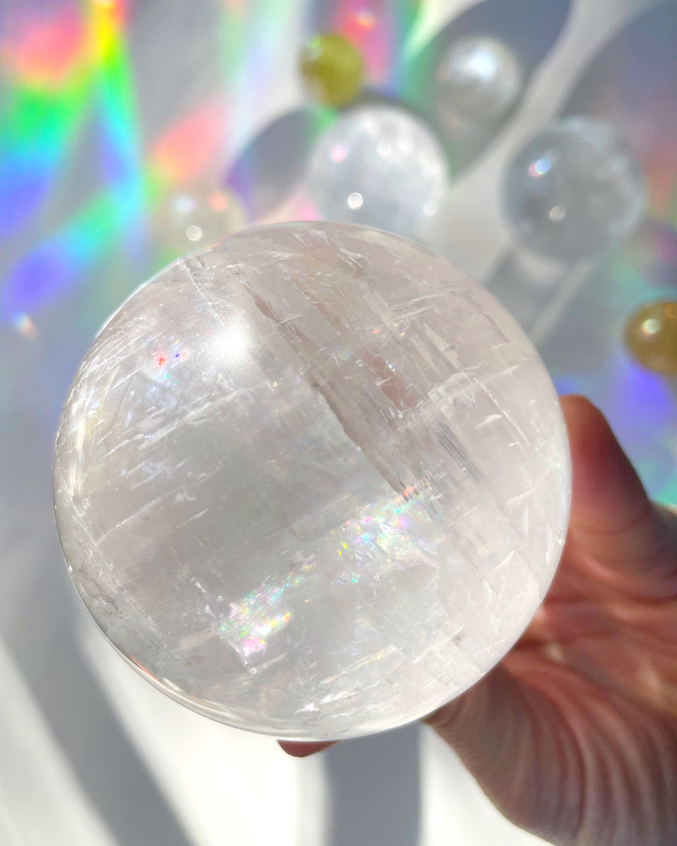 AUSTRIAN KRISTALL 53177 レア Optic Calcite Sphere AA | Rare Crystals – Baltic Mermaid