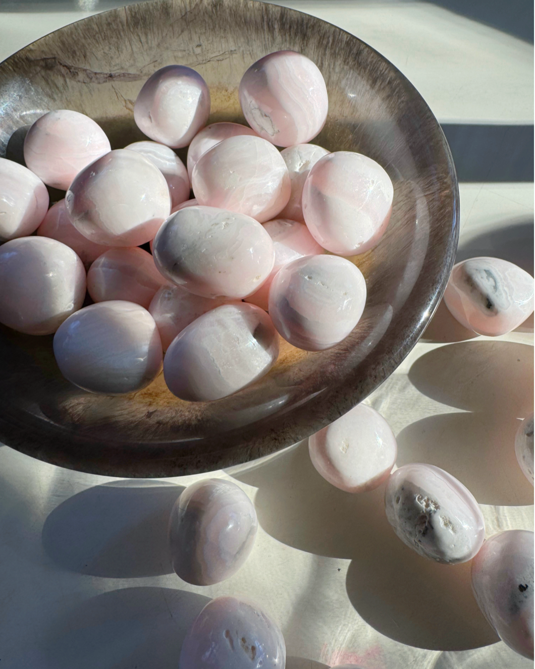 Mangano Calcite AAA - Tumbled Stones - Baltic Mermaid