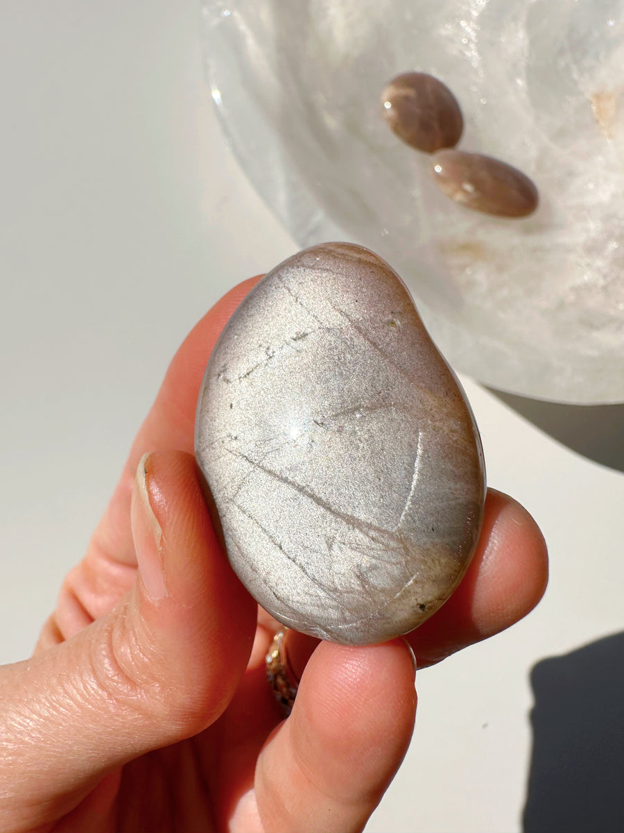 Sunstone & Peach Moonstone Palm Stone - O