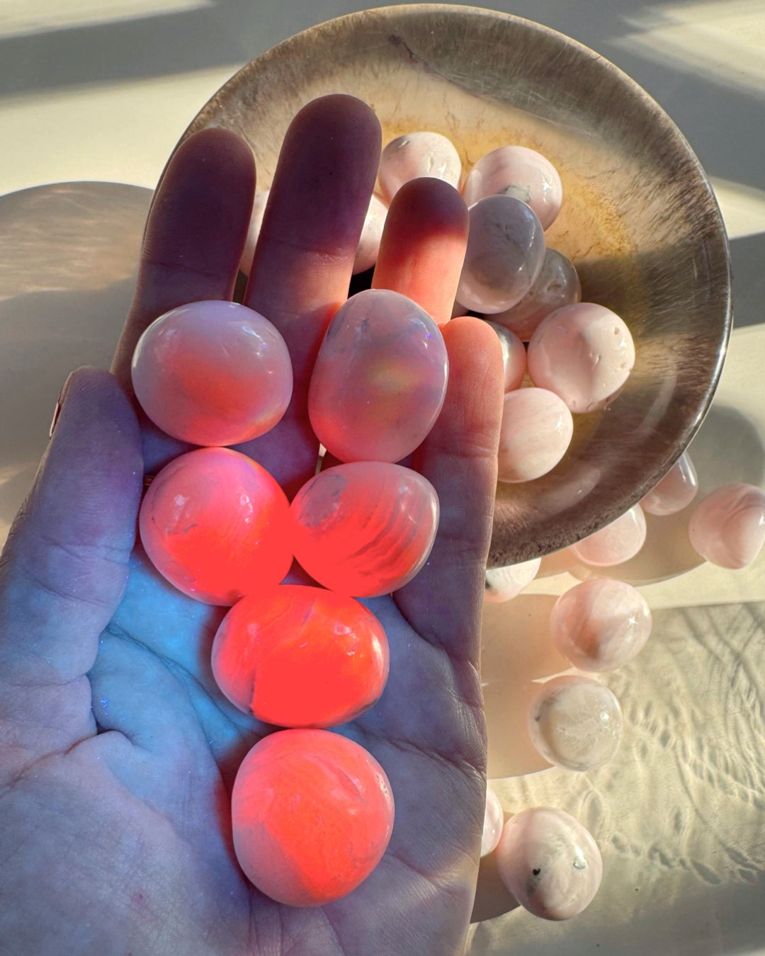 Mangano Calcite AAA - Tumbled Stones - Baltic Mermaid