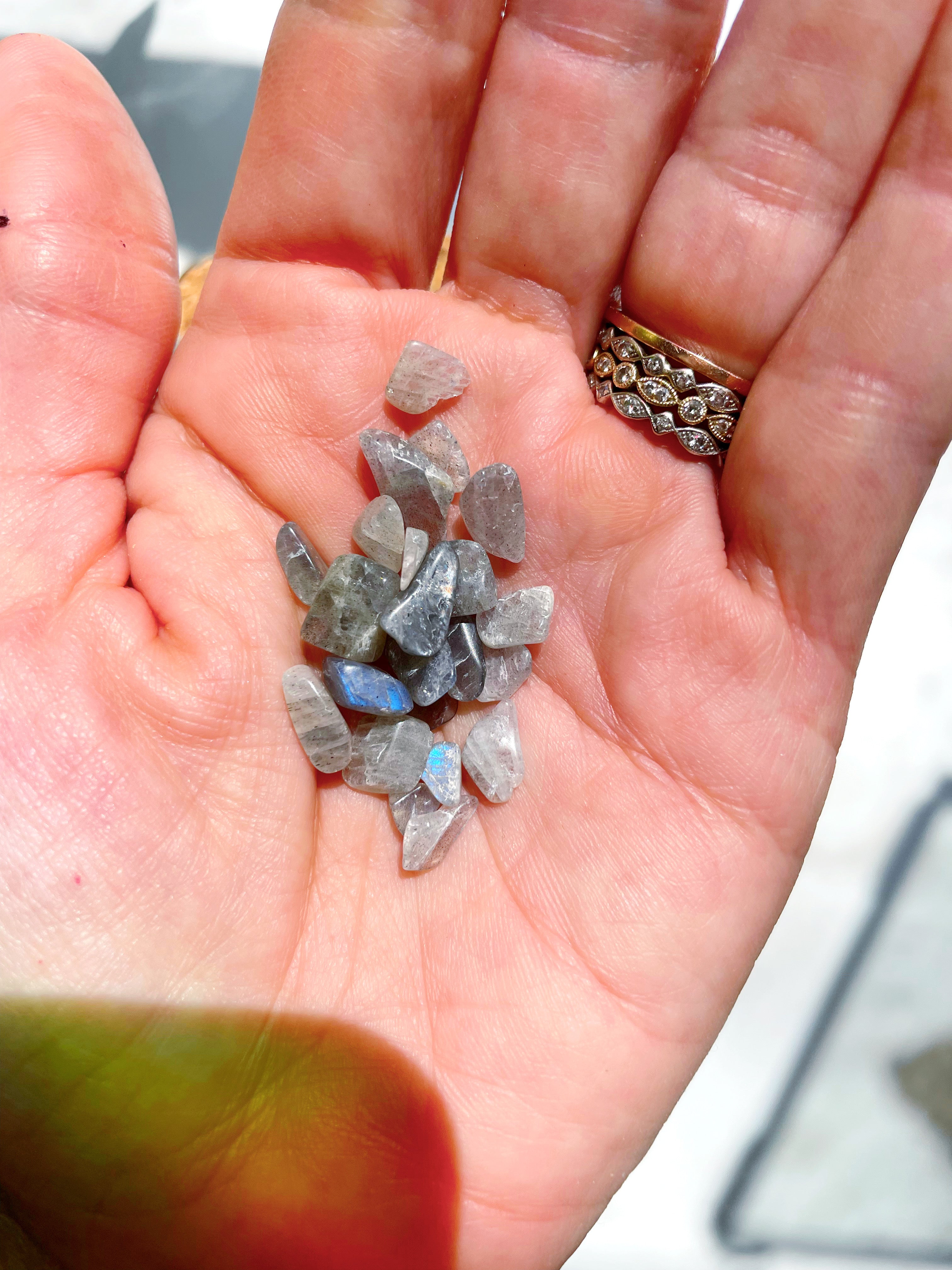 Labradorite Chip Bottles - Baltic Mermaid