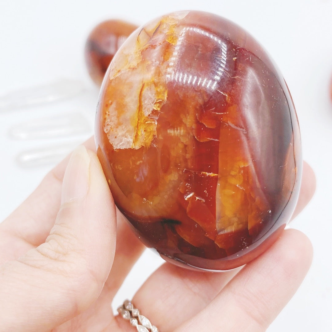 Carnelian Agate Palm Stones