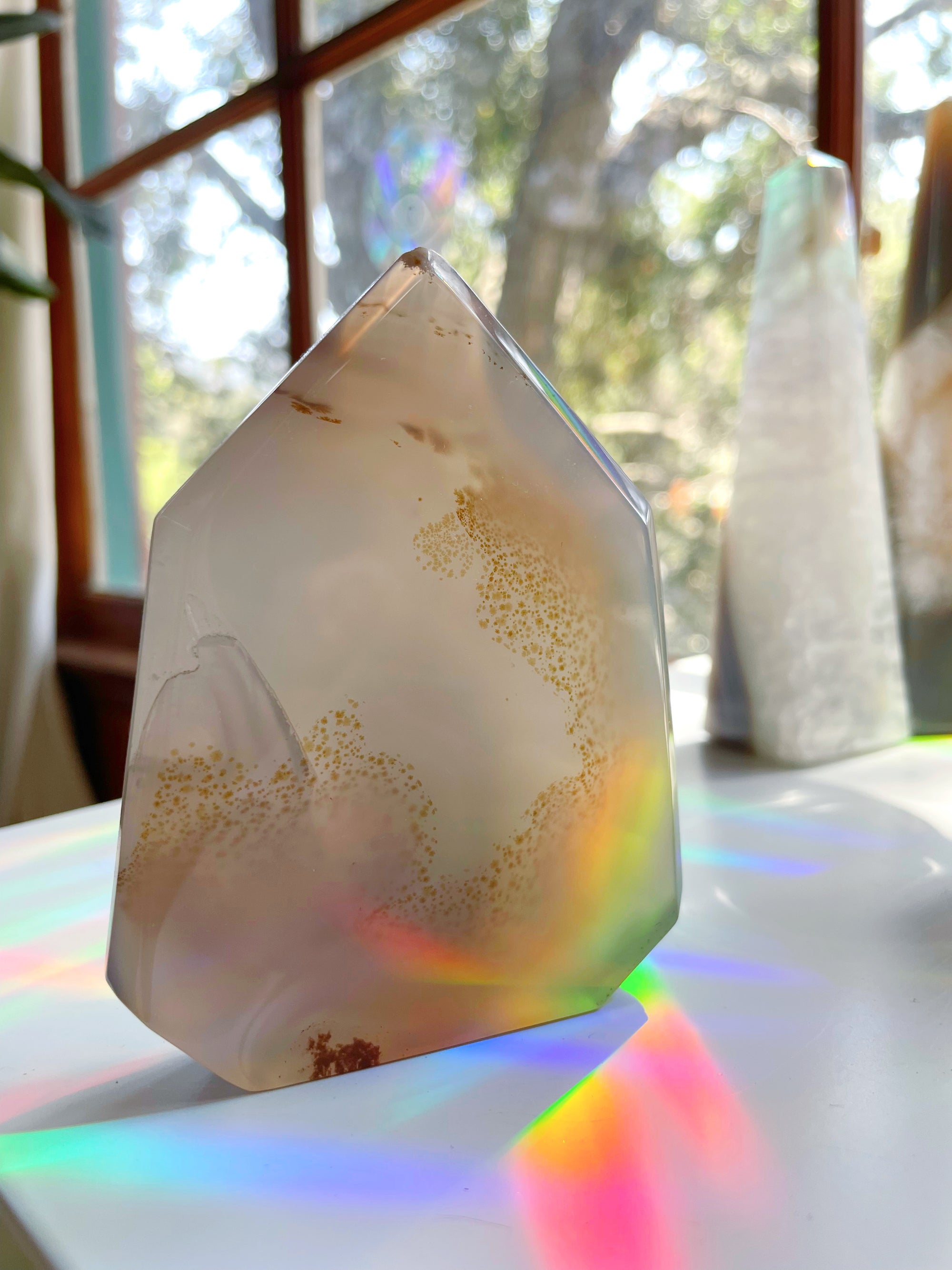 Druzy Agate Tower - Flat